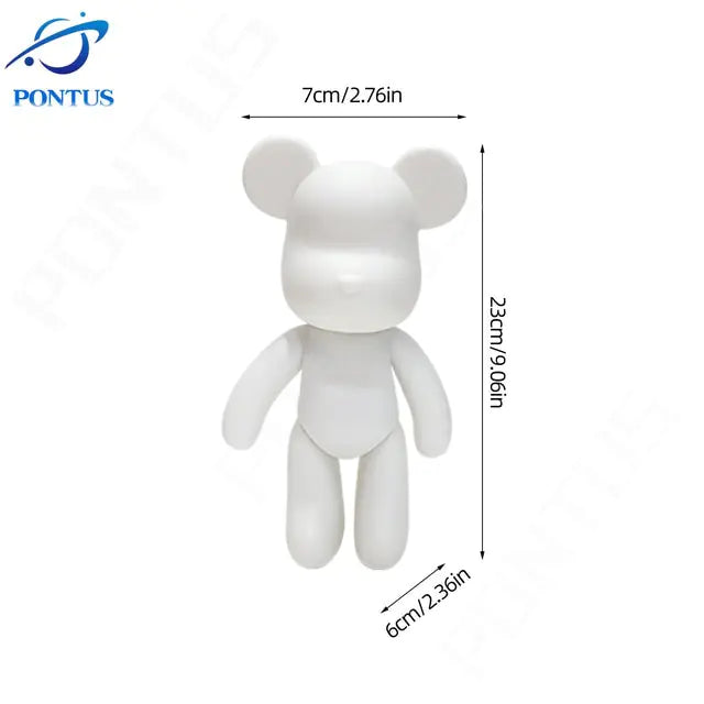 Expressive Fluid Bear Sculpture