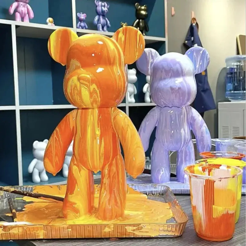 Expressive Fluid Bear Sculpture