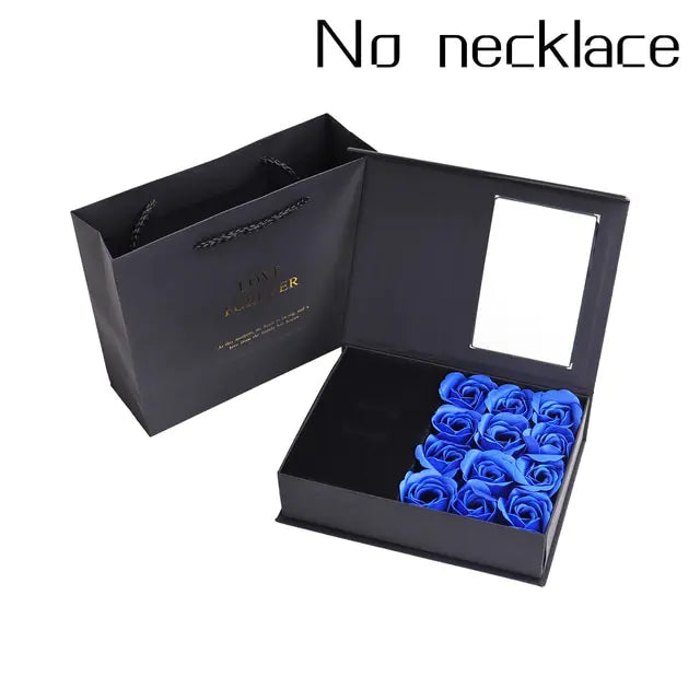 Geschenkbox mit Rosenseife
